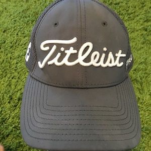 Titleist Pro V1 Hat